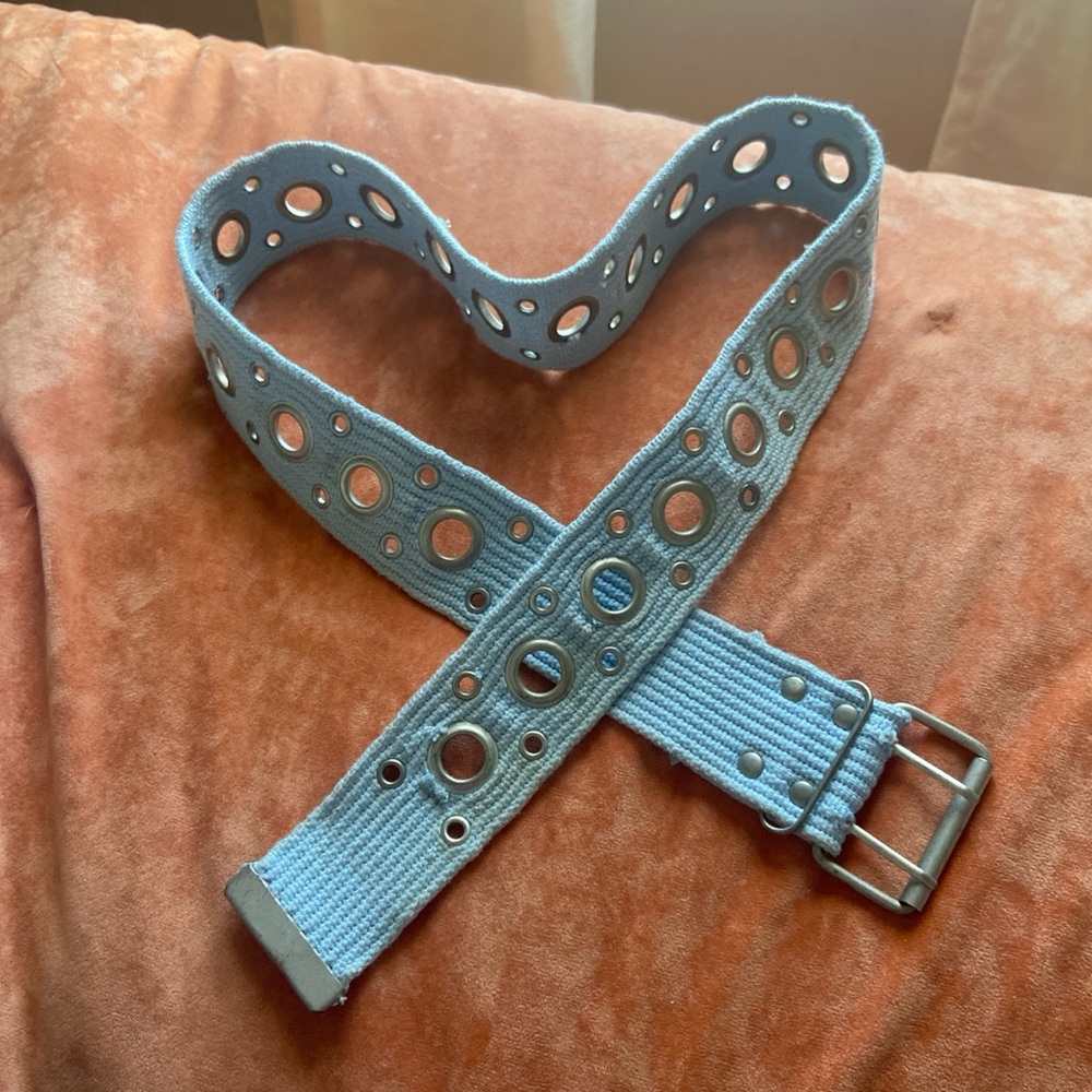 Y2K blue belt